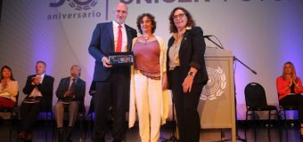 ADUNCe reconoció los 50 años de la UNICEN